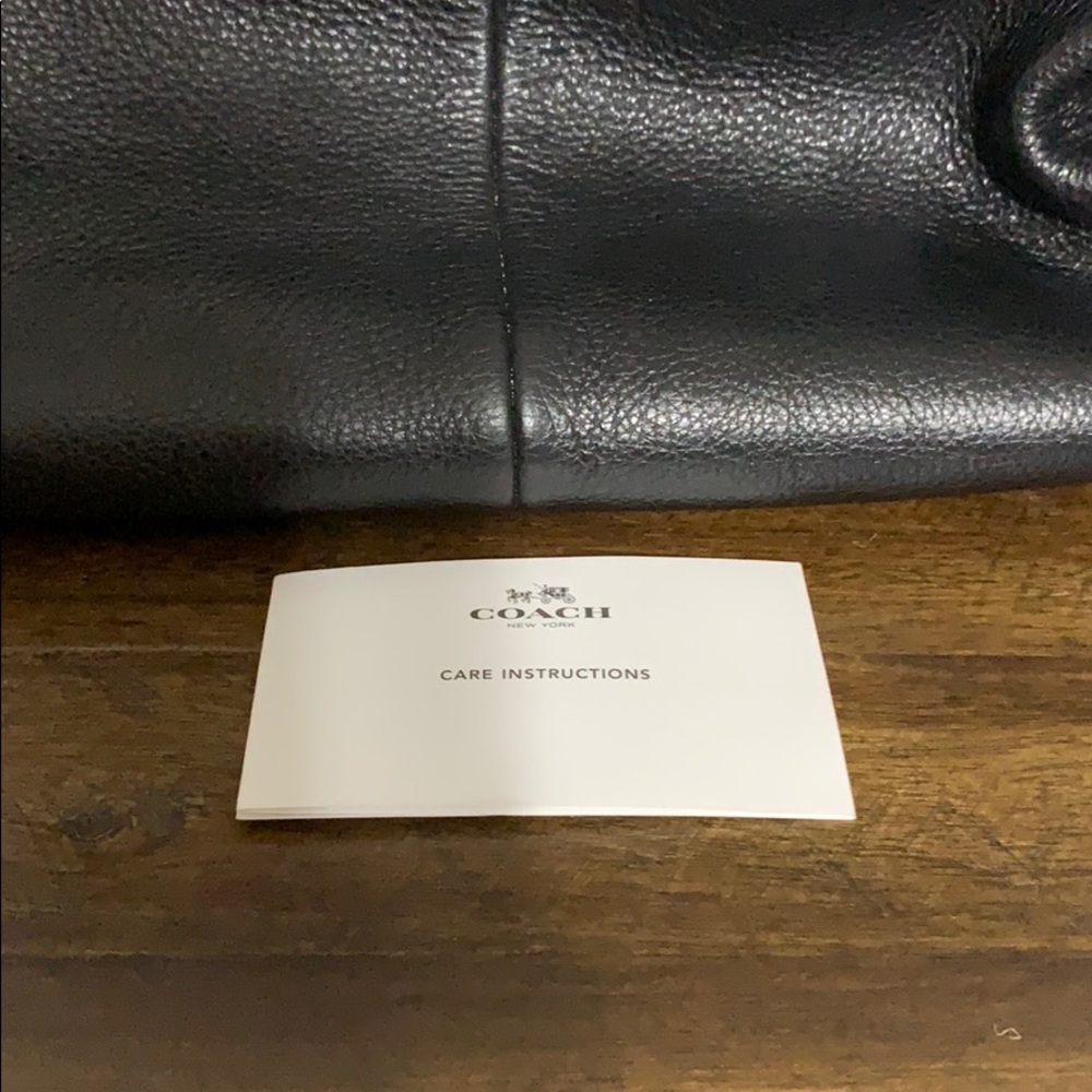 Coach Shoulder Bag - Picture 4 of 5